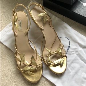 gold leaf heels